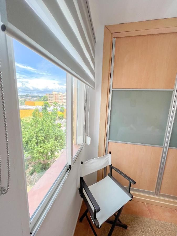 Spacious Apartment In The Center Of ตอร์เรโมลิโนส ภายนอก รูปภาพ